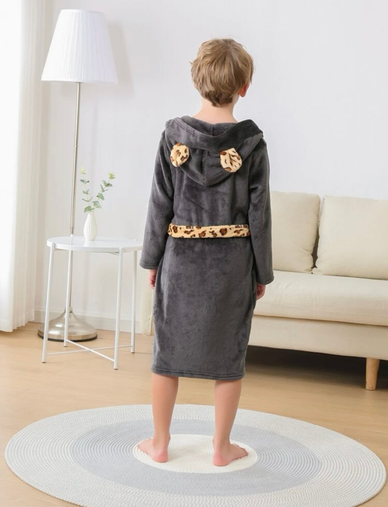 SHEIN Boys Leopard Panel 3D Ears Design Hooded Belted Flannel Sleep Robe - 5 Years