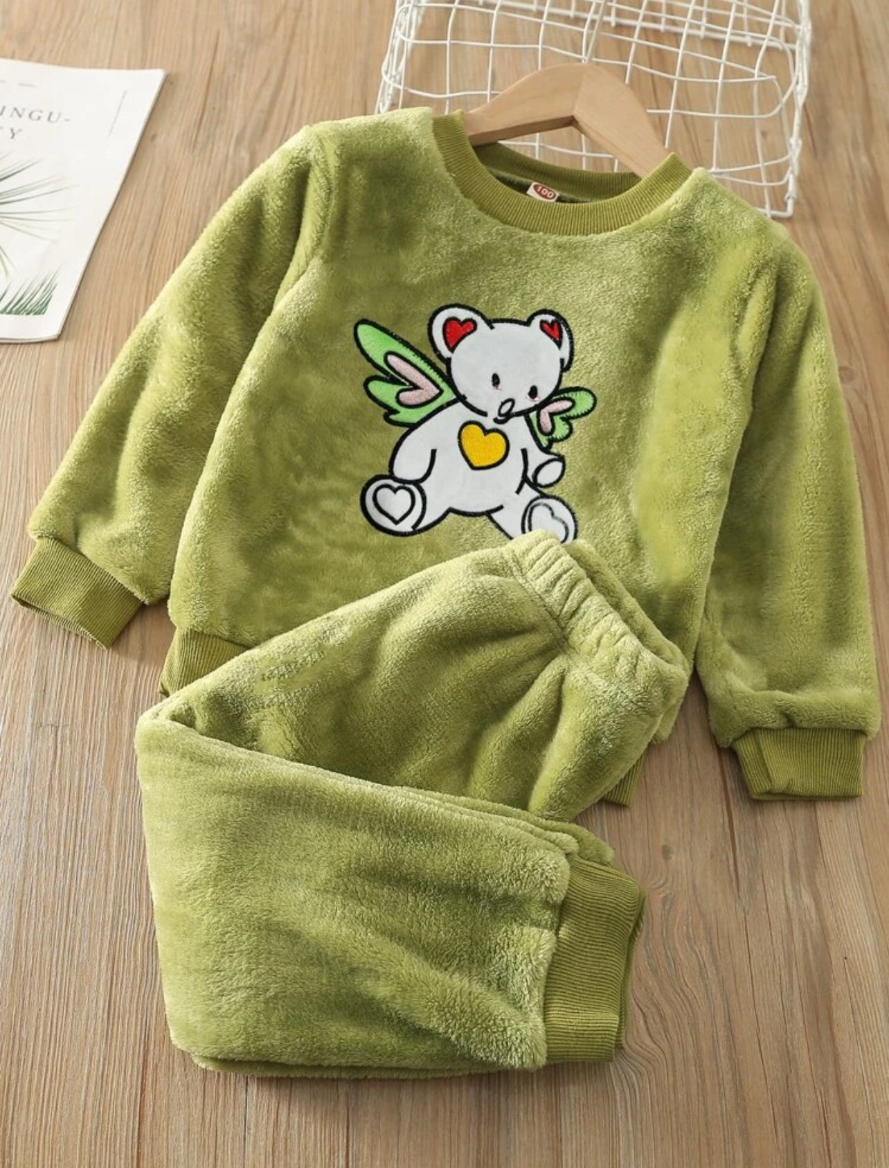 Toddler Girls Bear Embroidery Flannel Sweatshirt & Sweatpants - 4,5 Years