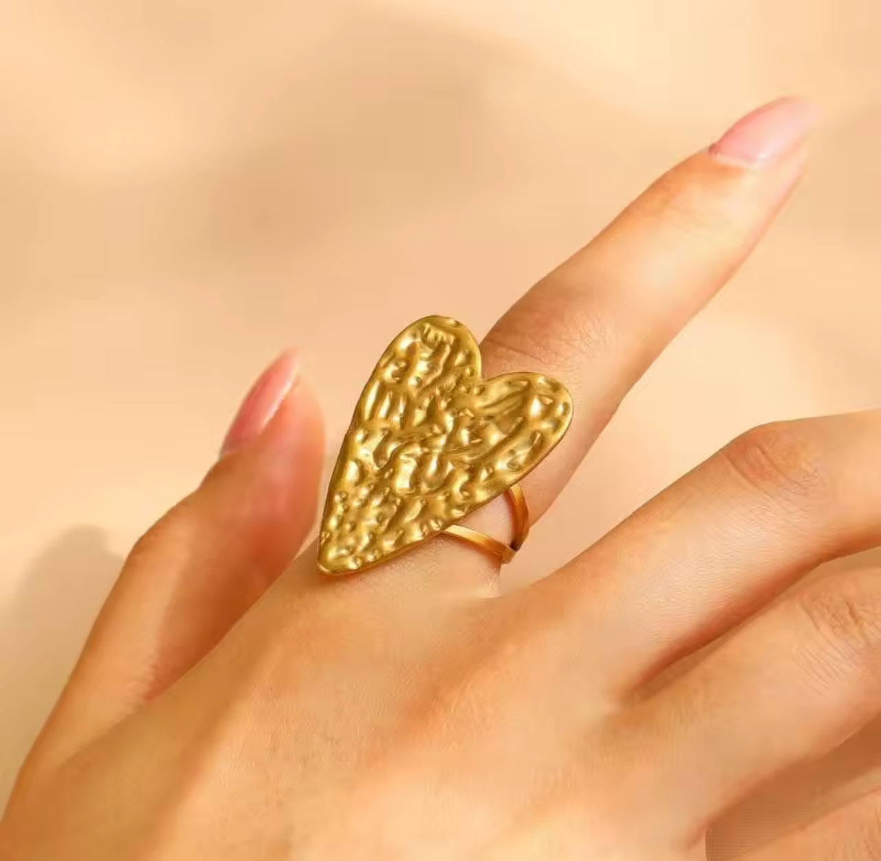 Uworld Ocean Vacation Style 18k Gold Color Plated Stainless Steel Sea Star Conch Shell Ring Waterproof Stackable Ring Women's Ac