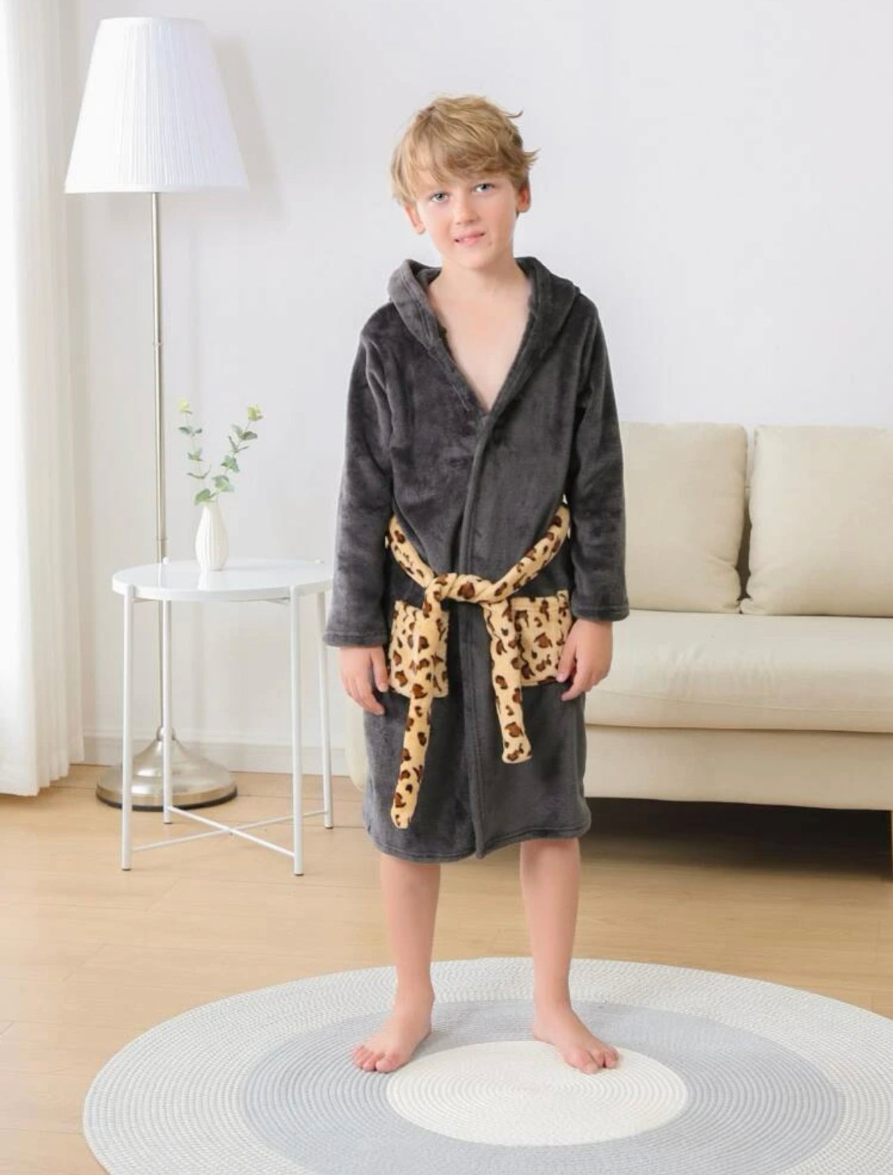 SHEIN Boys Leopard Panel 3D Ears Design Hooded Belted Flannel Sleep Robe - 5 Years