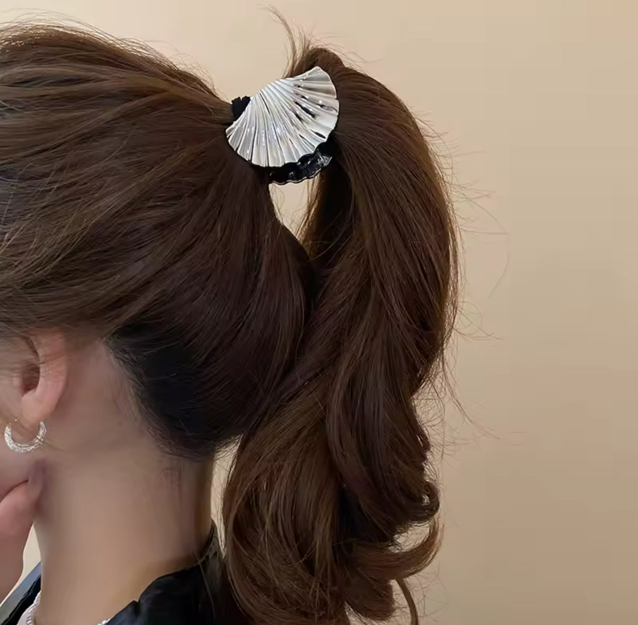 Trendy Shell Simple Metal Style Shell Hair Clip for Women Girl Small Shell Hair Claws Unique Jewelry Ponytail Hair Tie Hair Accessories