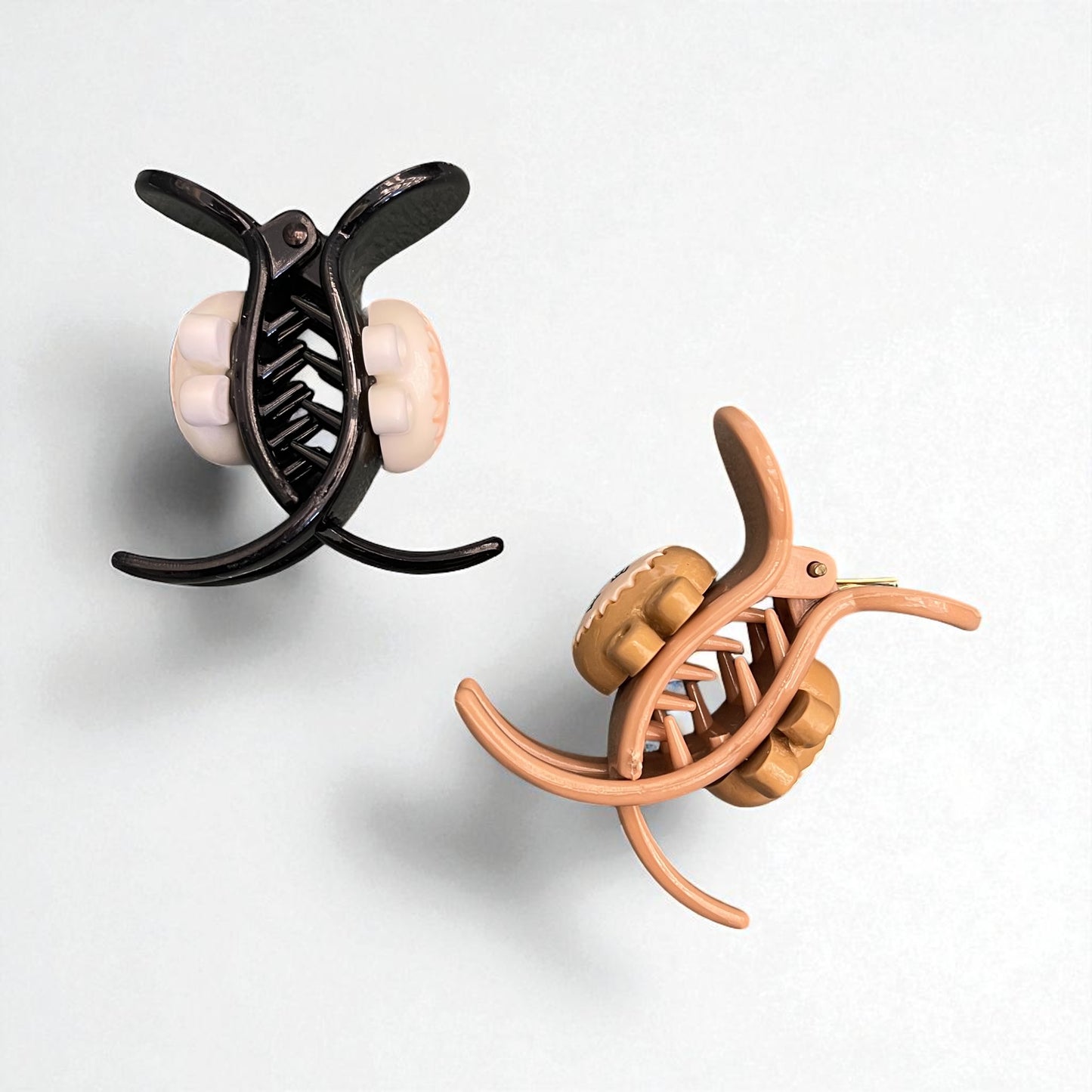 Labubu Fashion Solid Color Hair Claw Clip Ponytail Hair Clip for Women Girls Hair Accessories Small Hair Claw Hairpin Barrette Headwear