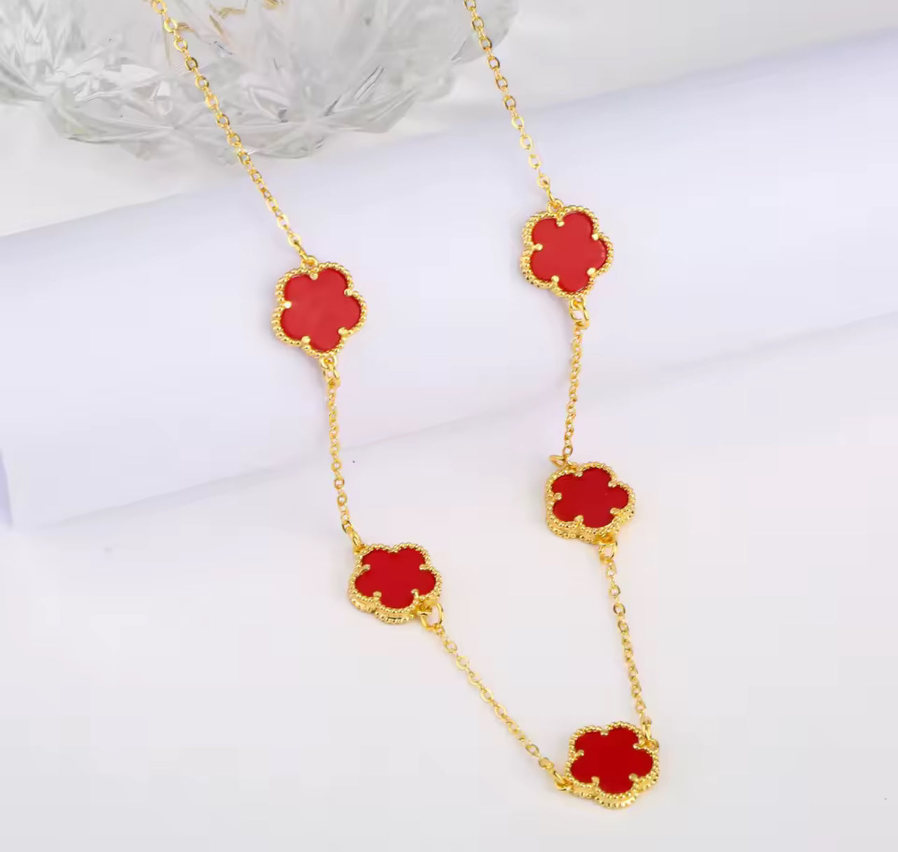 Hot Selling Stainless Steel Women Five Leaf Clover Necklace Fashion Geometric Necklace Sweet Romantic Holiday Jewelry Gifts Wholesale