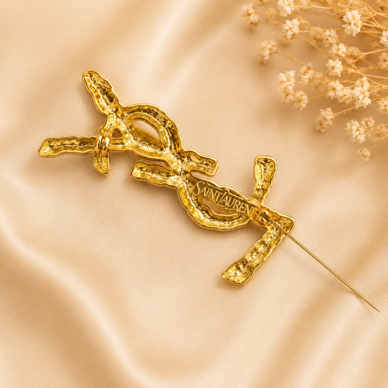 Luxury Inspired Gold Monogram Brooch – Red & Black Acrylic Stone Design
