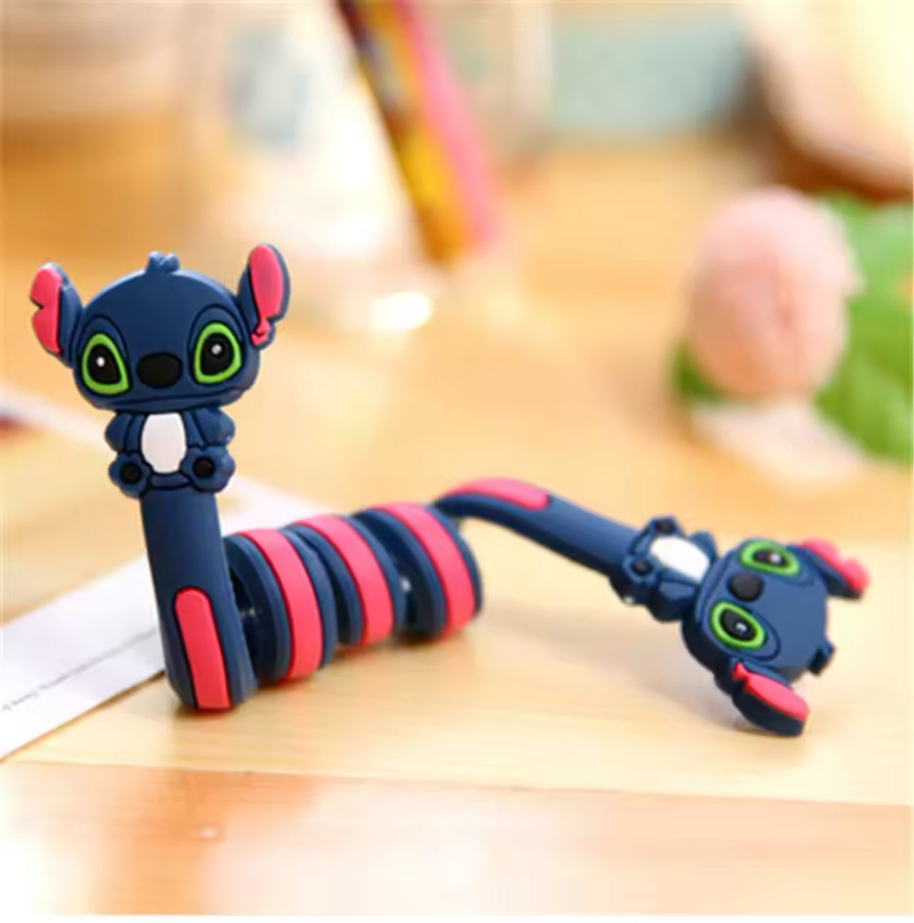 1PCS Silicone Cable Winder For Mobile Phone USB Charging Data line Earphone Winder Cartoon Cable Organizer Winder Protector Cord
