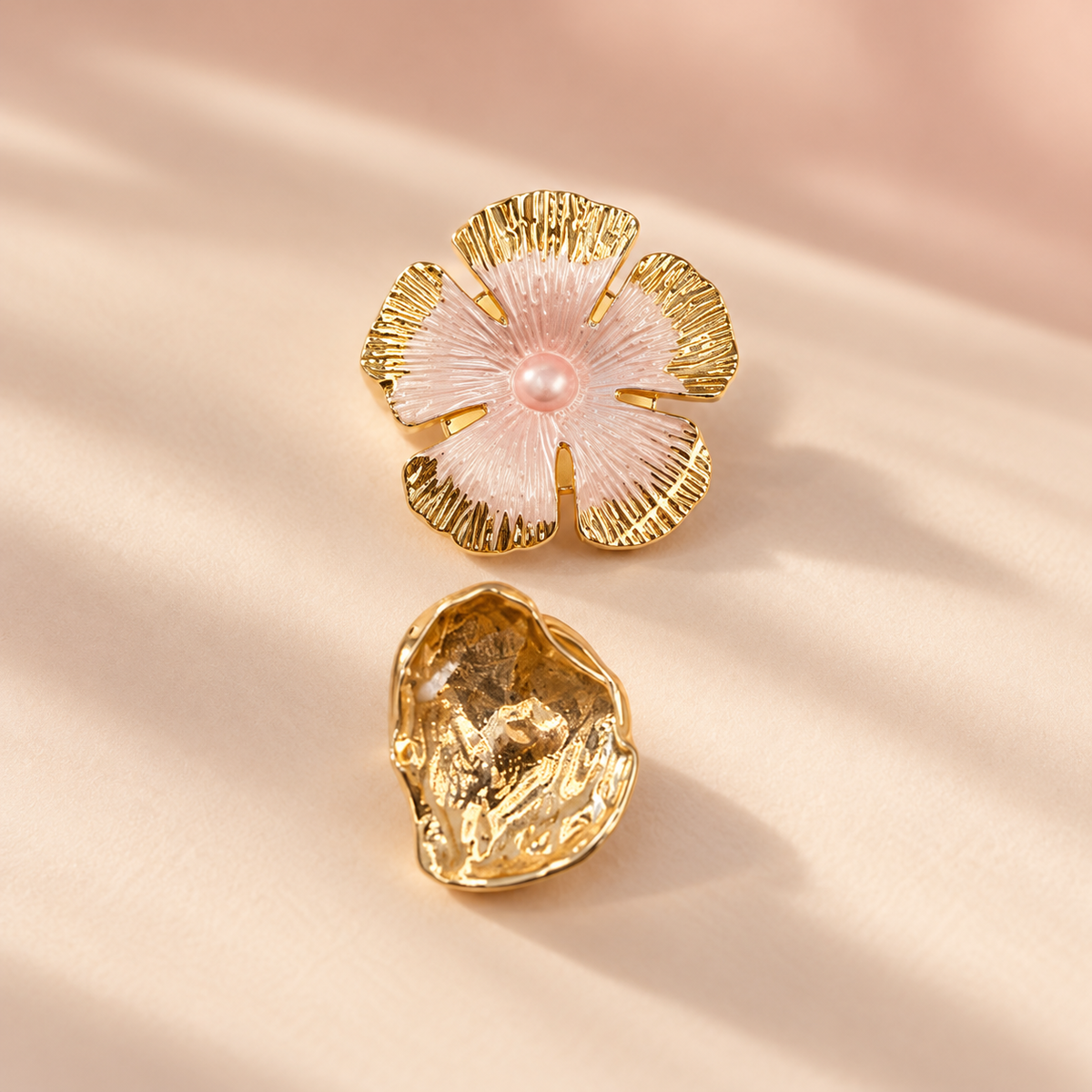 Gold Floral & Textured Gold Cufflinks – Elegant Statement Design
