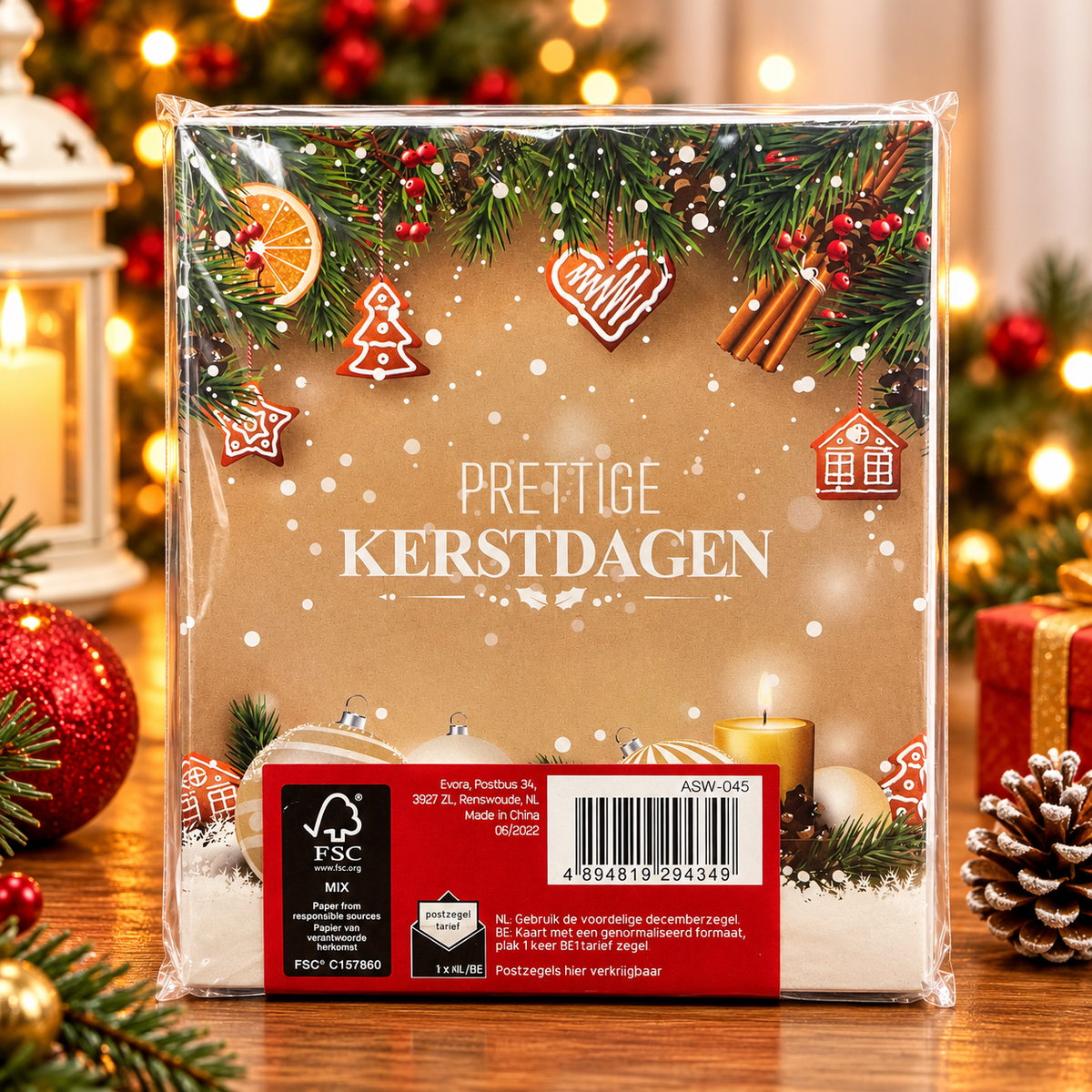 Christmas Greeting Cards with Envelopes – Festive Holiday Design, 8 Pieces