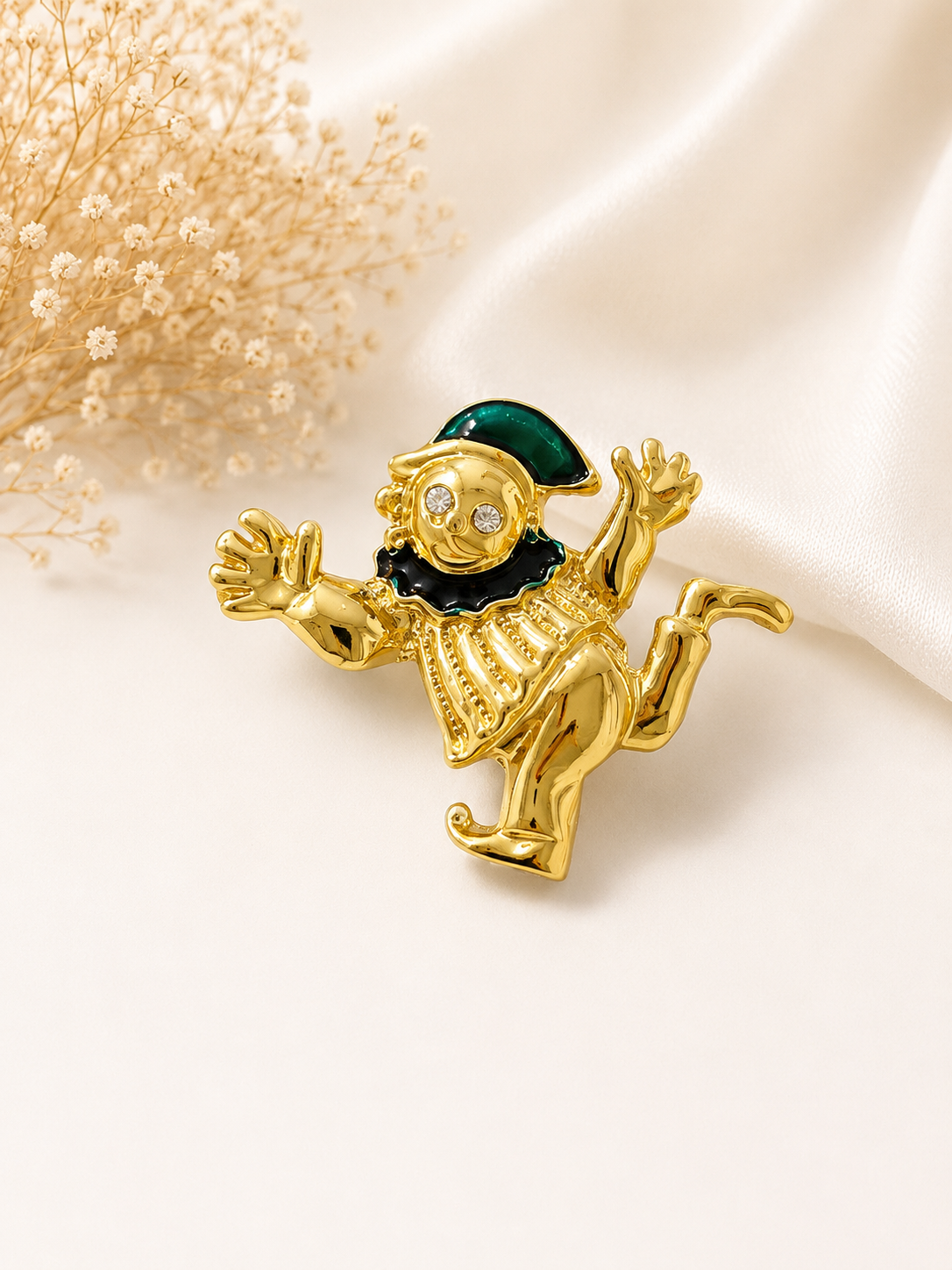 Whimsical Jester Brooch – Gold Tone Enamel Clown Pin