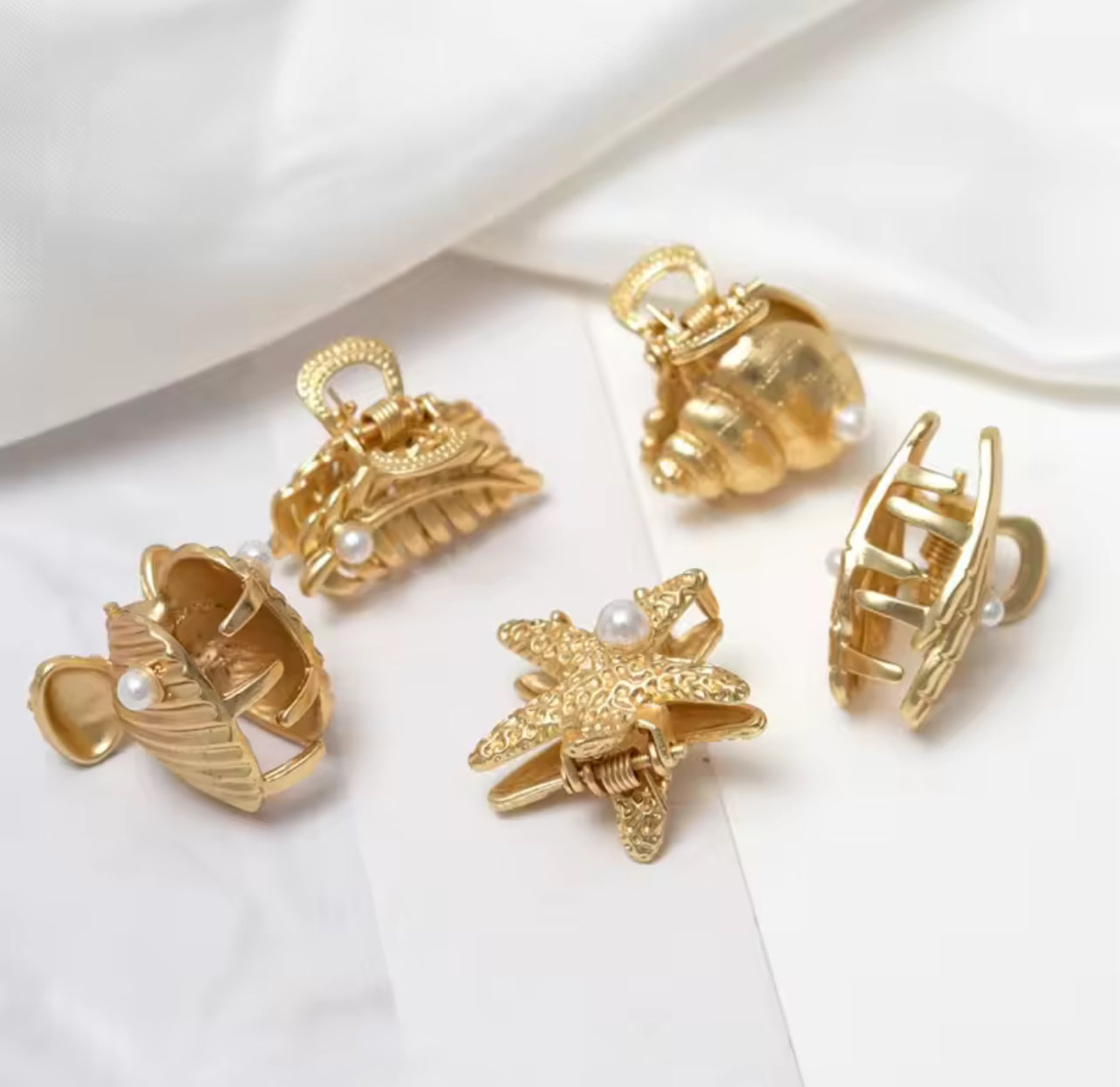 2Pcs Creative Mini trending Starfish Shell Hair Claw New Fashion Gold Metal Shark Clip for Women Hair Accessories