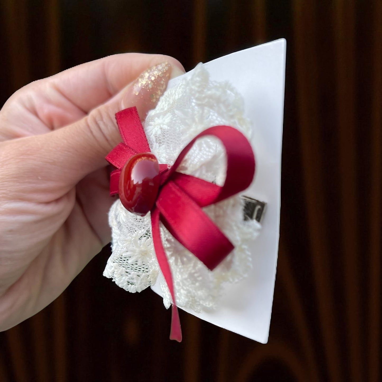 1Pc Elegant Lace Bow Hairpins Red Ribbon & White Floral Design Casual Hair Accessory Elegant Hairpin Detailed Craftsmanship