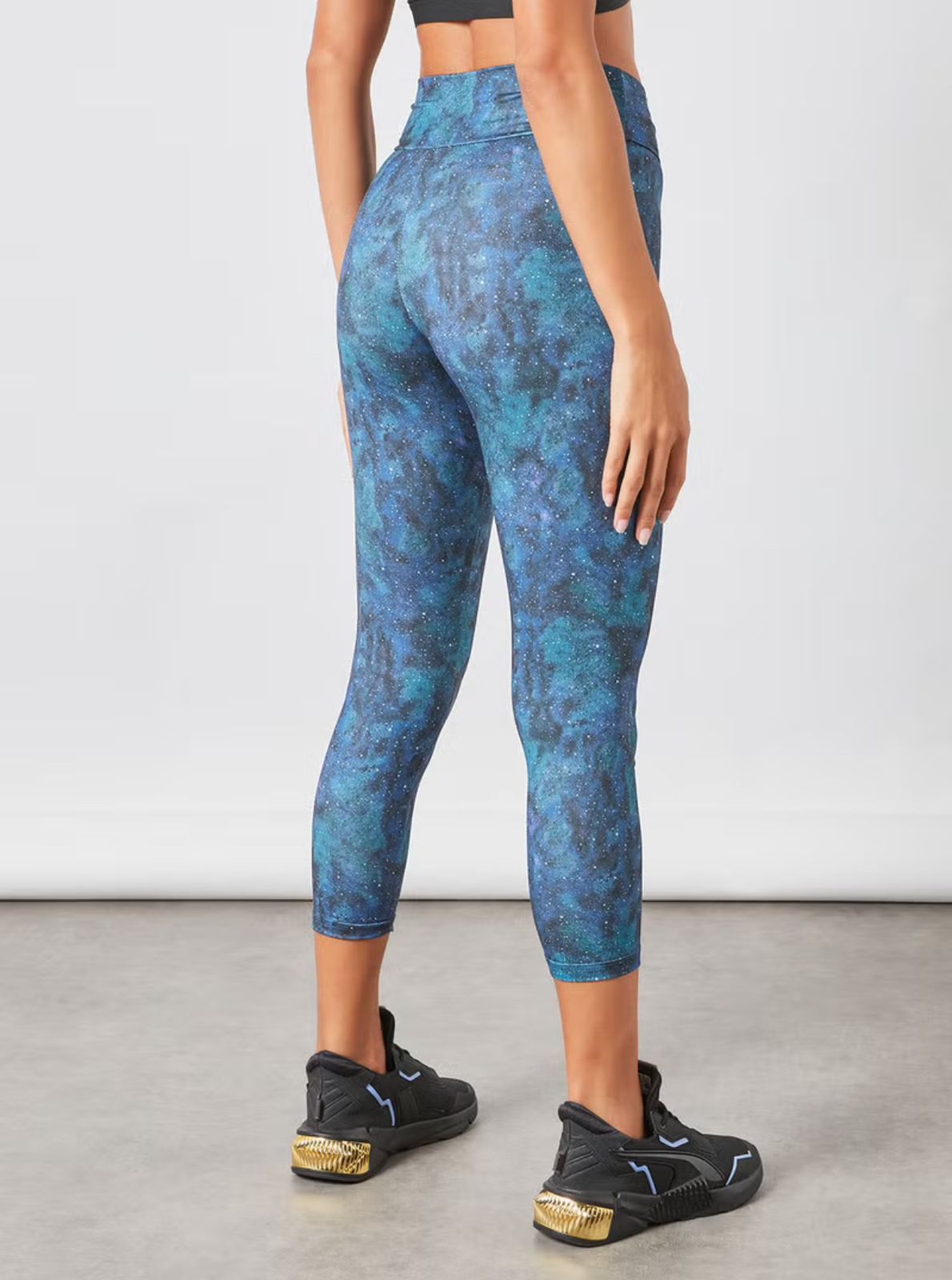 Women's High Rise Sports Training Workout Stretch Leggings With Elastic Waist and All Over Print Multicolour