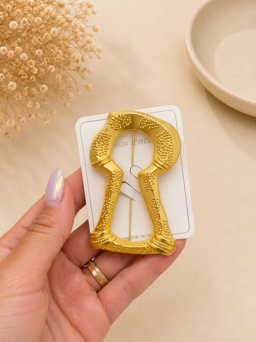 Textured Gold Keyhole Statement Brooch Pin