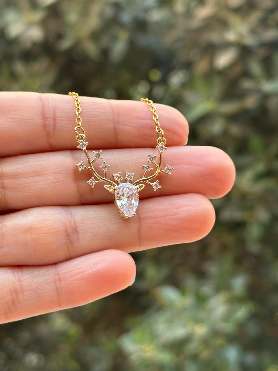 Fashion Jewelry One Deer Has You Little Elk Necklace for Women High-end Temperament Wild Collarbone Chain Pendant Christmas Birthday Gift