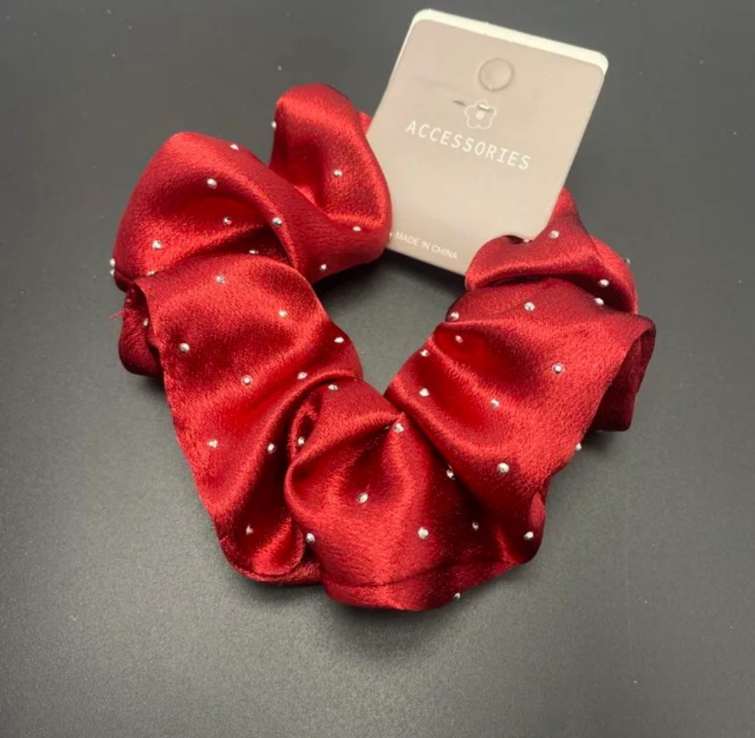 Metallic hair scrunchies for woman Advertise