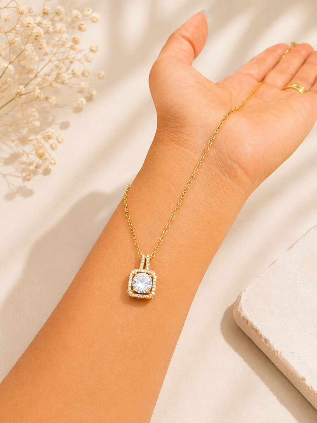 Radiant Crystal Solitaire Necklace – Gold Stainless Steel