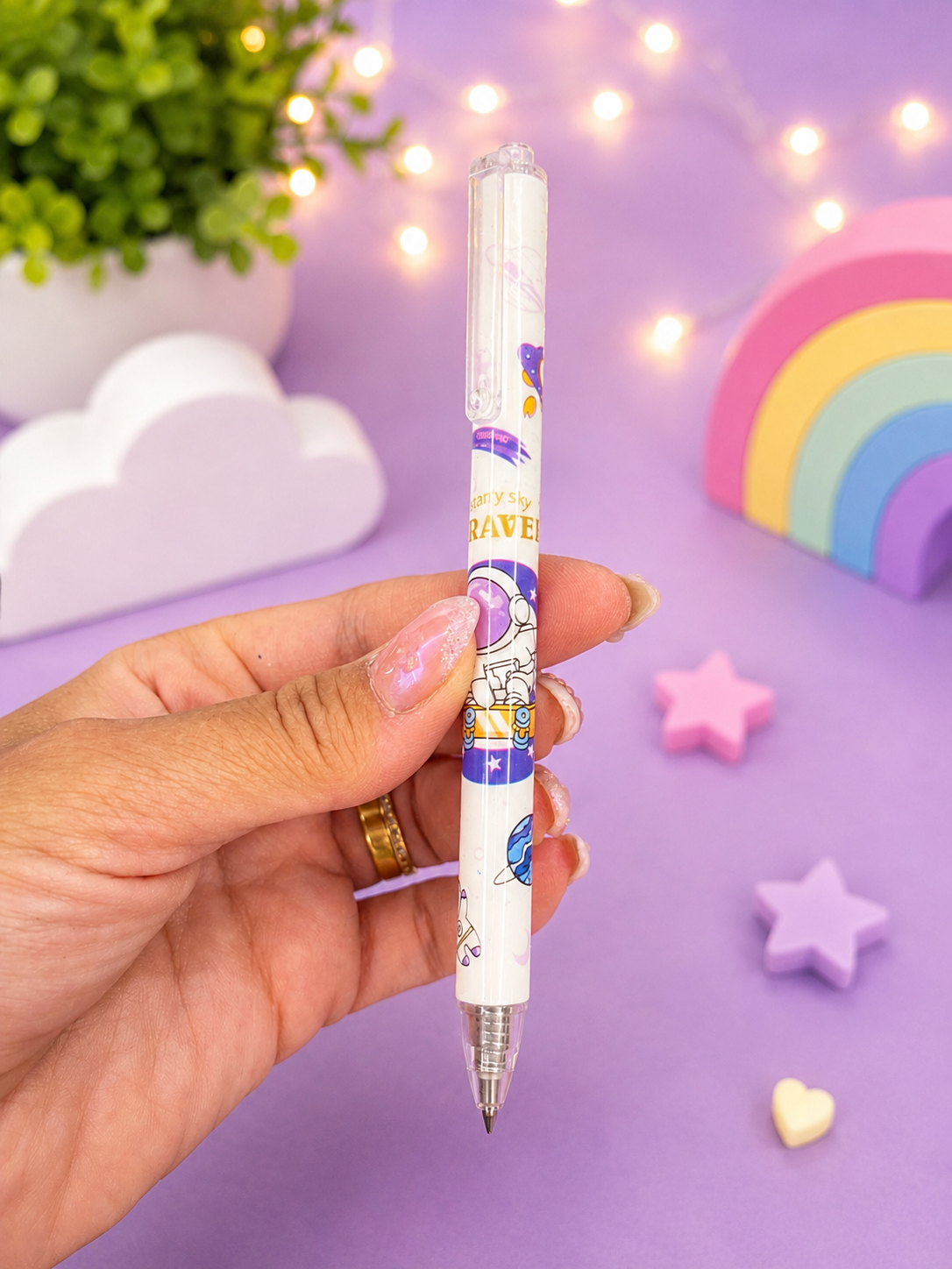 Space-Themed Infinity Pencil – Cute Astronaut Design - Random Color