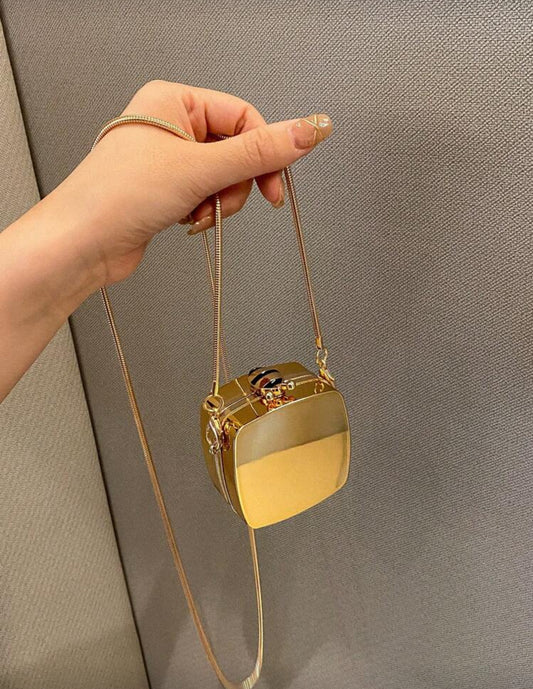 Mini Crossbody Bag For Women, New Unique Design Metal Feeling Chain Strap Shoulder Bag, Small Heart-Shaped Pouch