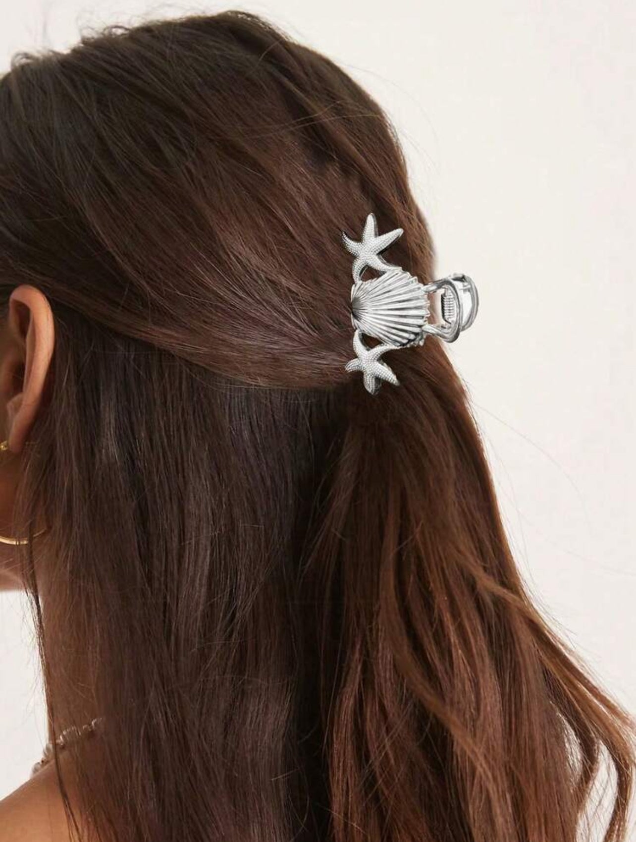 1pc Fashion Summer Beach Seashell
Textured Striped Hair Clip, Ocean Element Hair Claw, Beach Decor, Beauty Hair Clip