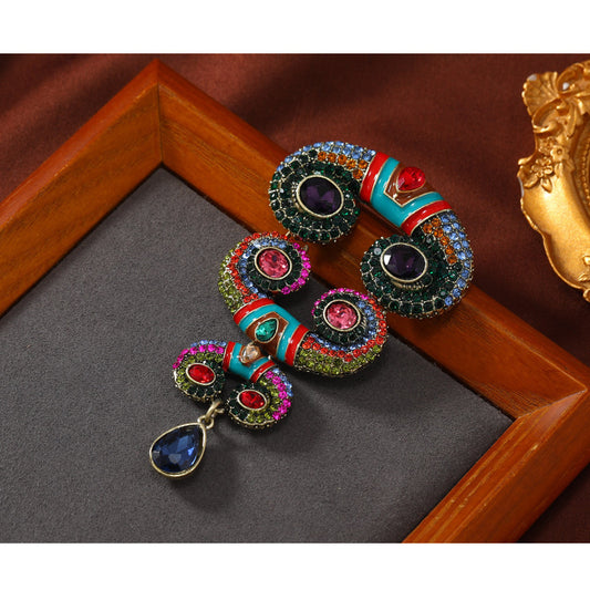 Vintage Crystal Snake Brooch – Colorful Statement Rhinestone Pin