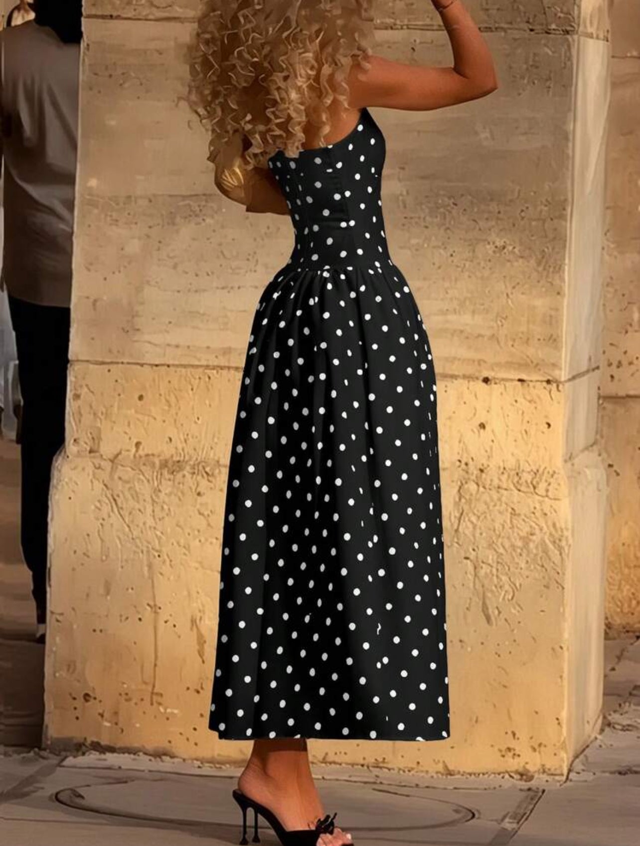Spring/Summer New Fashionable Elegant Casual Street Vacation Music Festival Polka Dot Strap Dress - Large