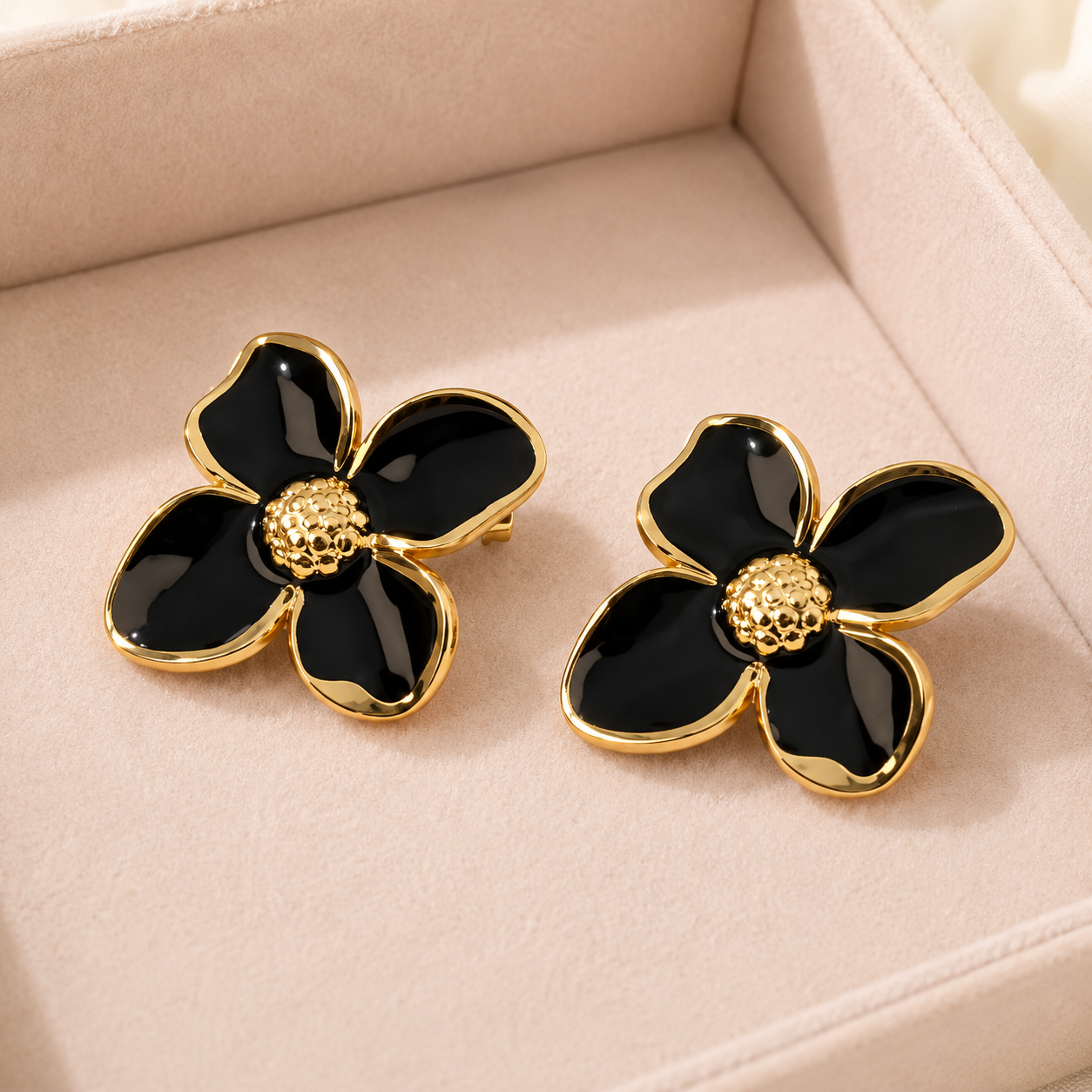 Midnight Bloom Flower Stud Earrings – Black & Gold