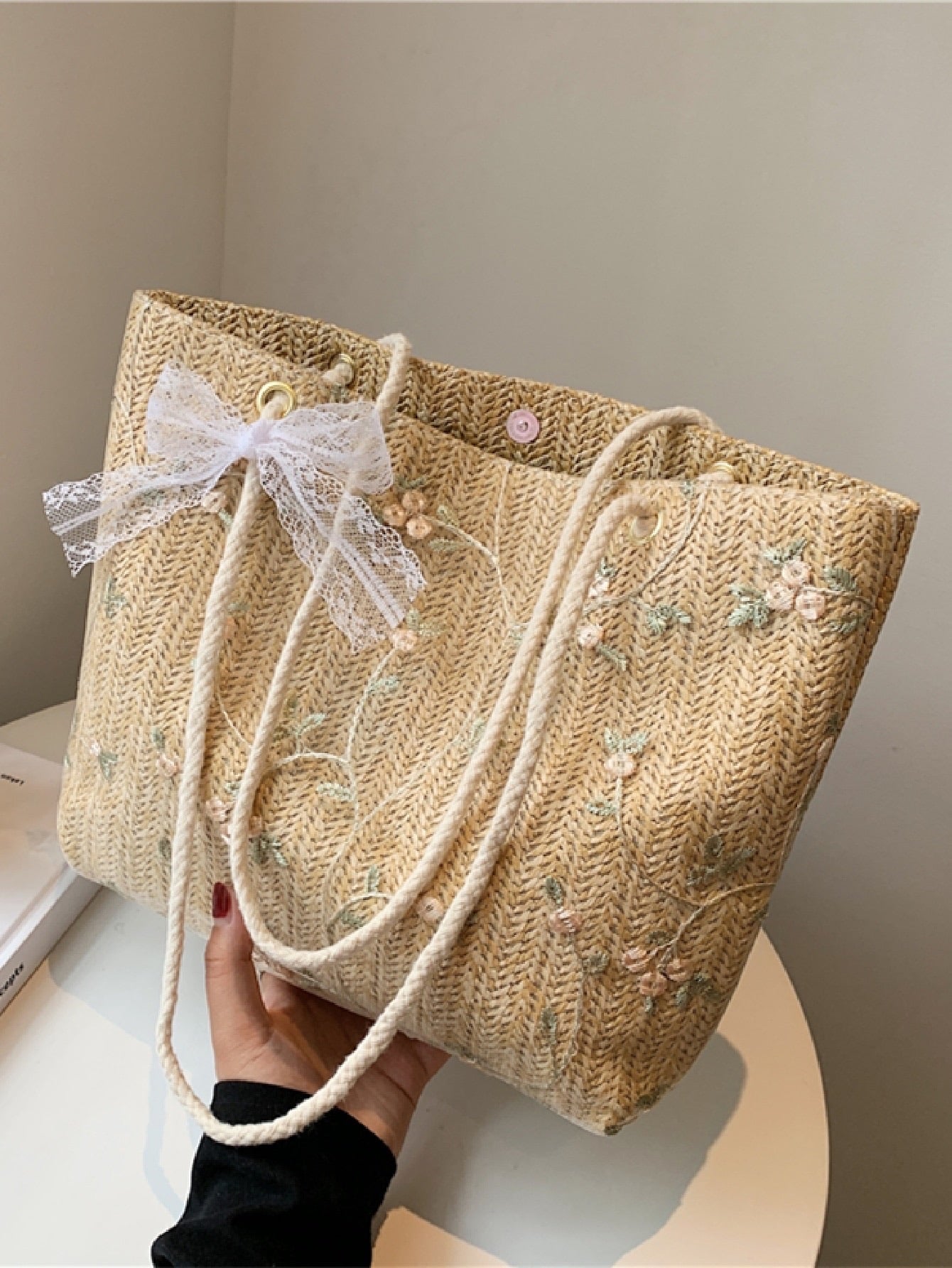 Embroidered Straw Tote Bag with Lace Bow – Summer Beach Bag