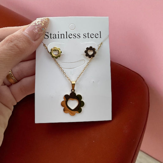 18K Gold Plated Necklace And Earrings Jewelry Sets Female Ladies Stainless Steel Pe ndant Necklaces And Stud Earrings For Wedding