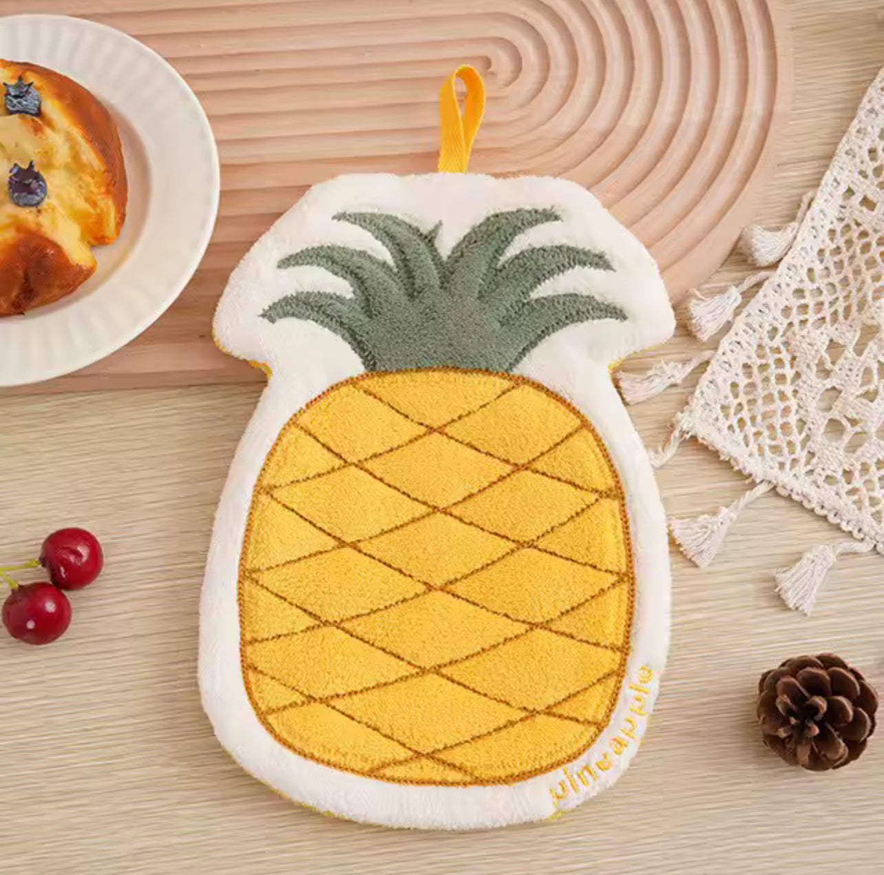 4Pcs Coral Velvet Hanging Fruit Hand Towel Simplicity Household Creative Cartoon Fruit Towel Not Drop Hair Soft Thick Absorbent Towel