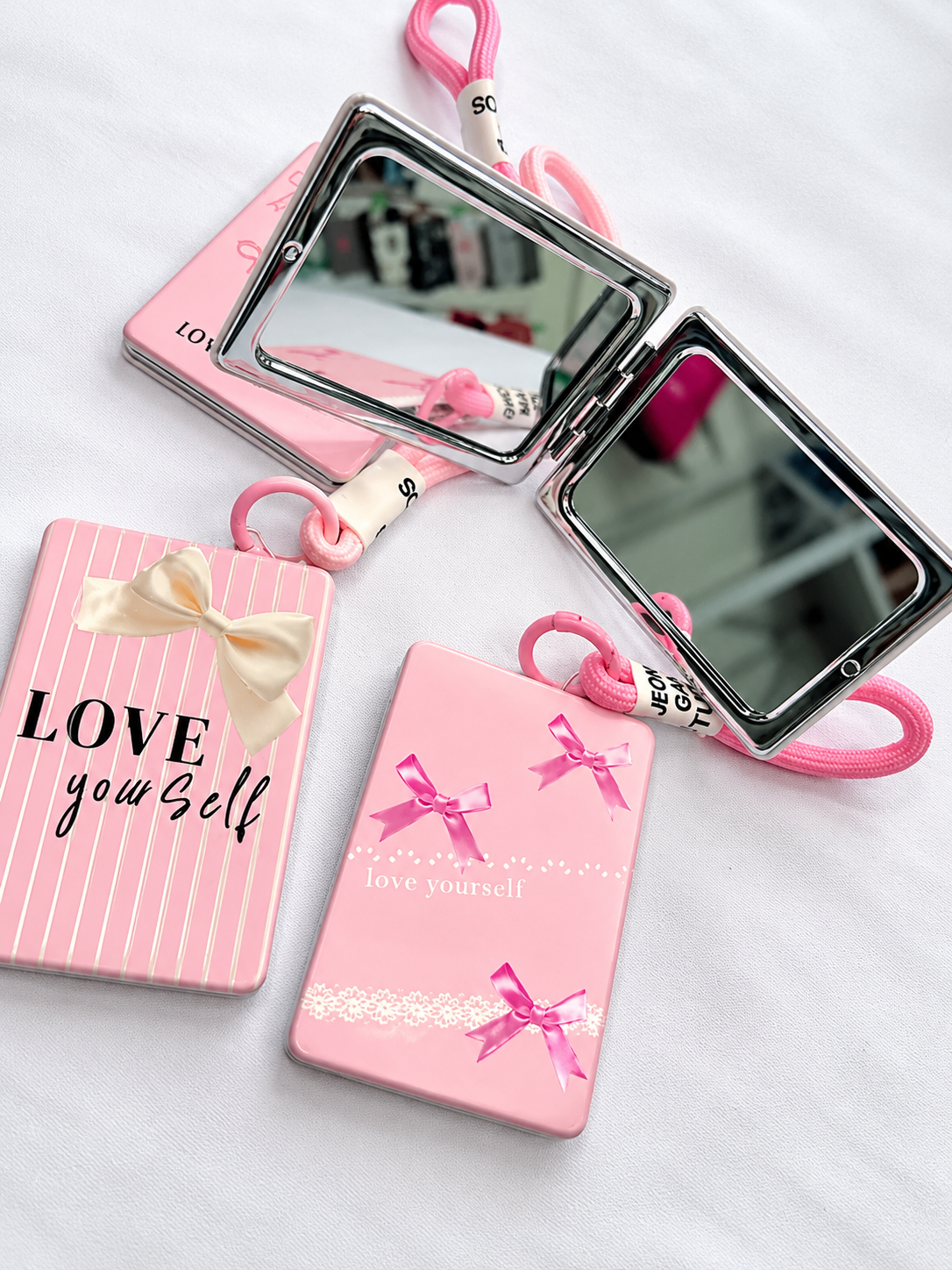 Cute Bow & Butterfly Mini Pocket Mirror Keychain – Pink & Blue Designs