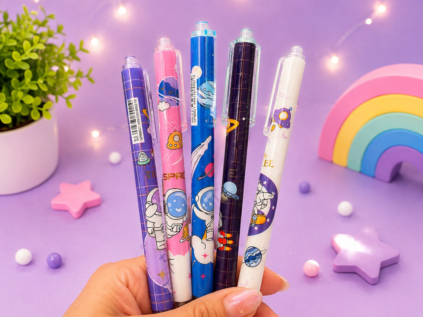 Space-Themed Infinity Pencil – Cute Astronaut Design - Random Color