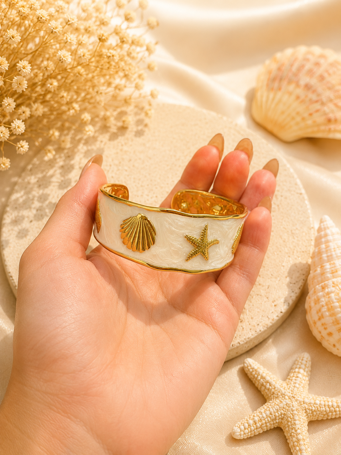 Stainless Steel Coastal Seashell & Starfish Cuff Bracelet – White Enamel Open Bangle