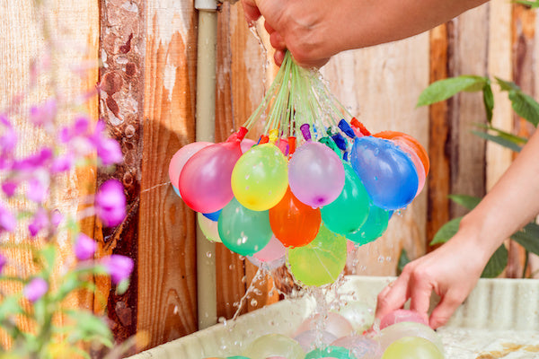37 Self-Sealing Water Balloons – Ready in 60 Seconds