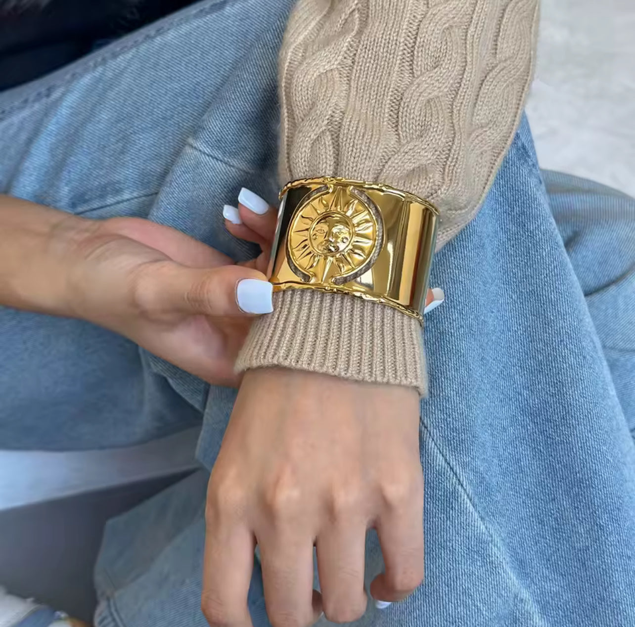 Uworld Sunburst Cuff Bangle Bracelet Stainless Steel Gold Color Texture Fashion Chic Jewelry Gala Gift Waterproof