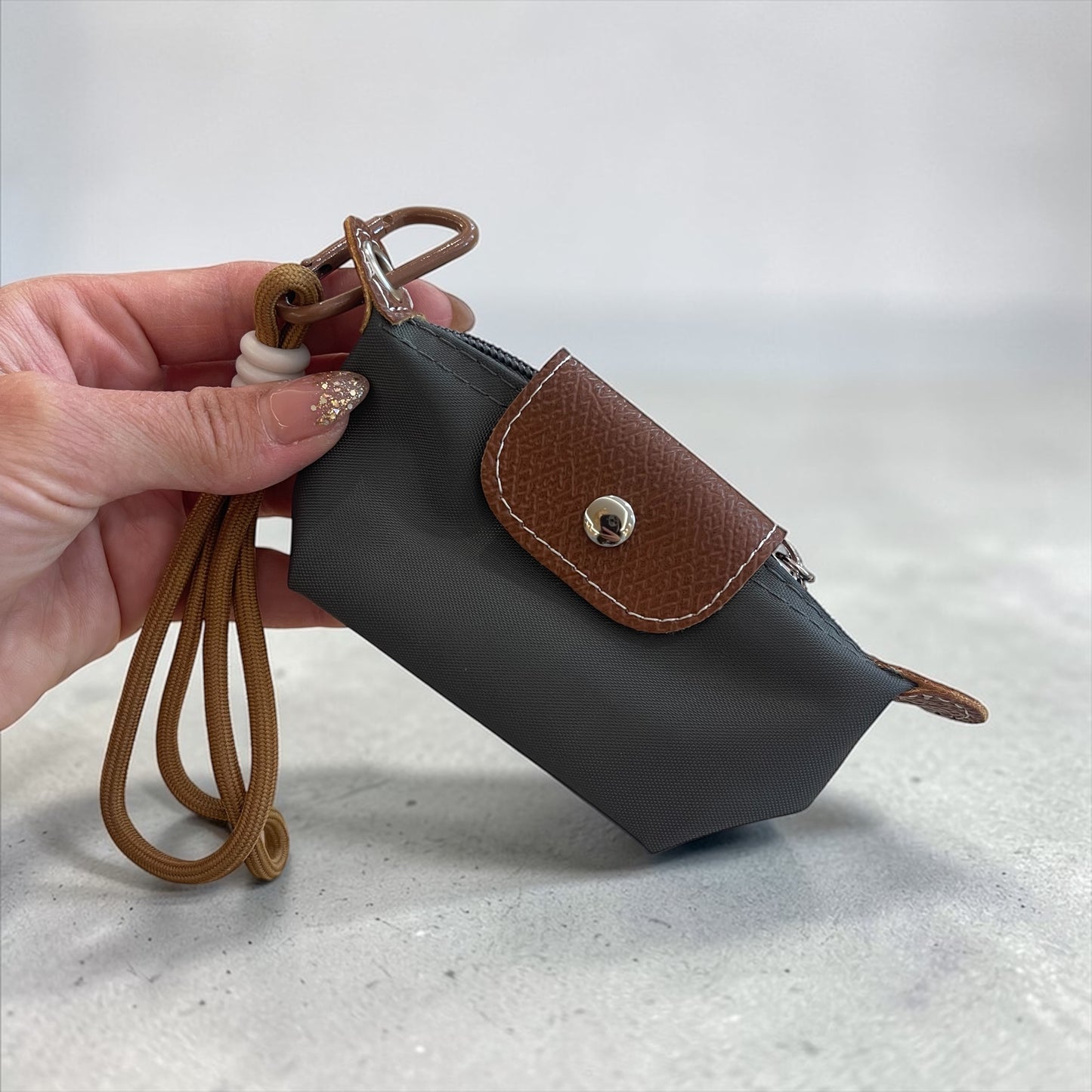 Lightweight Mini Long champ Ins Style PU Leather/Nylon Dumpling Bun Bag New Innovative Small Money Lipstick Earphone Storage
Bag