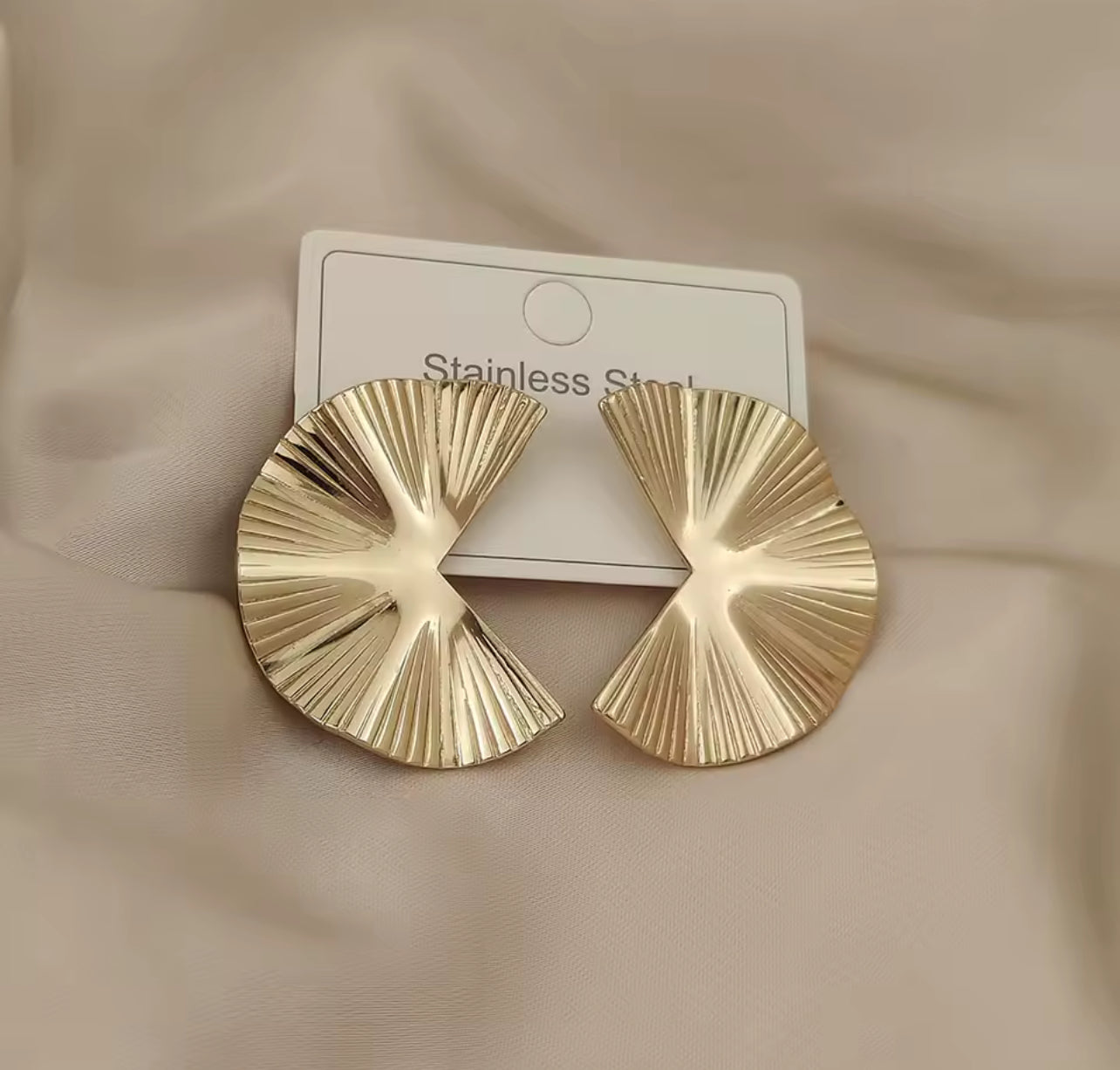 new style exaggerated metal stainless gold-plated irregular earrings, high-quality waterproof earrings, wife gifts