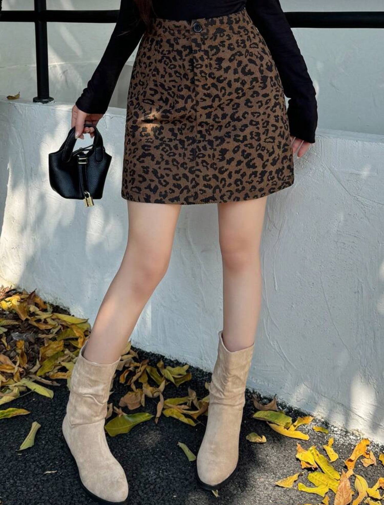 DAZY Women Leopard Print Button Zip Up Mini Skirt - Small