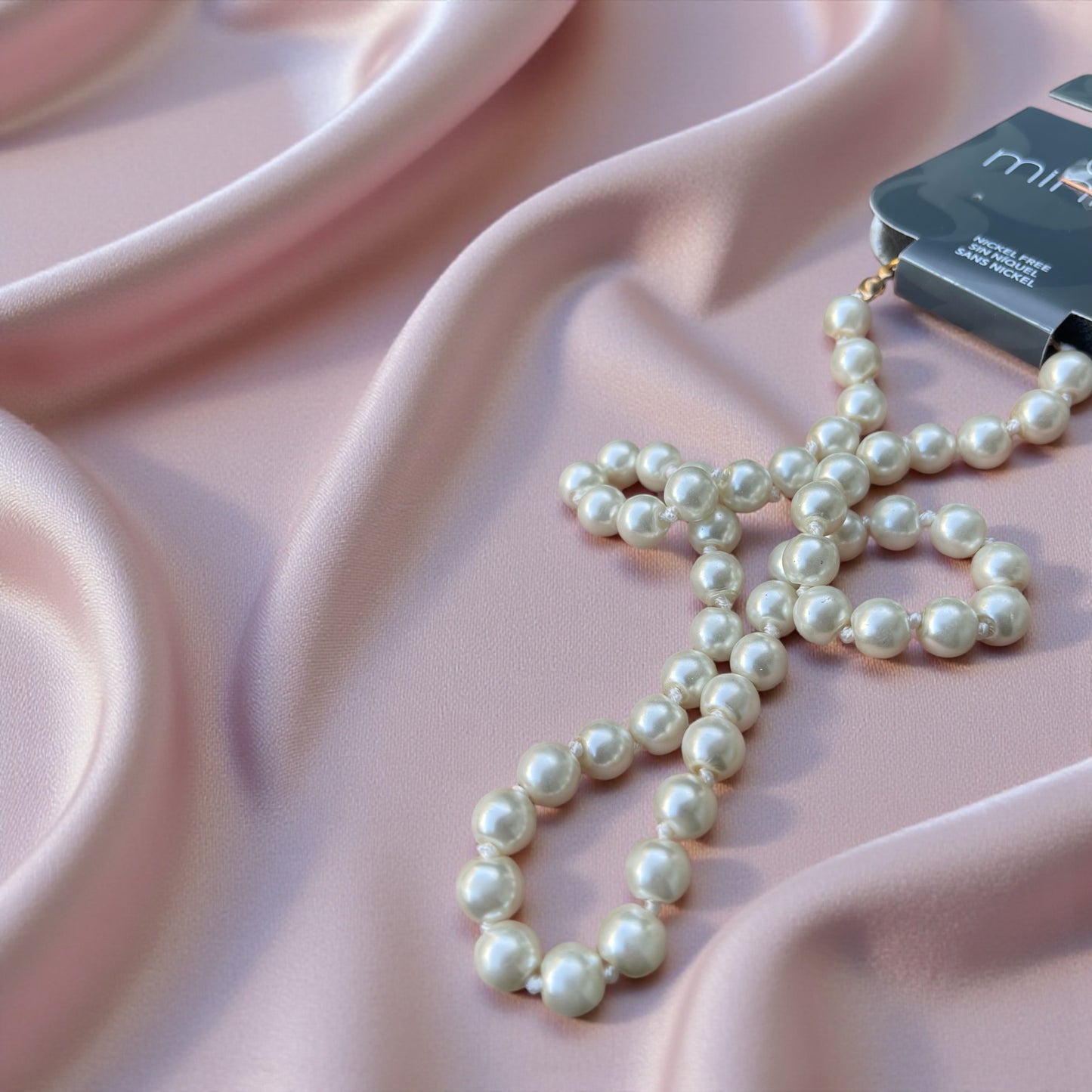 Classic Ivory Pearl Beaded Necklace – Elegant & Timeless