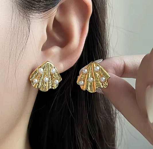 316L Stainless Steel Scallop Pearl Earrings for Women New Fashion Waterproof Ear Studs Jewelry