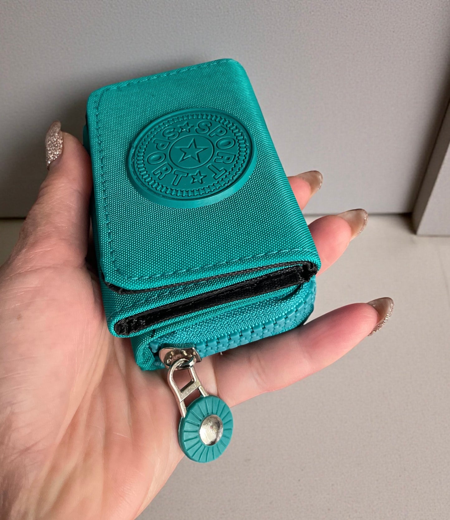Compact Sporty Mini Zip Wallet – Lightweight, Stylish & Everyday Essential