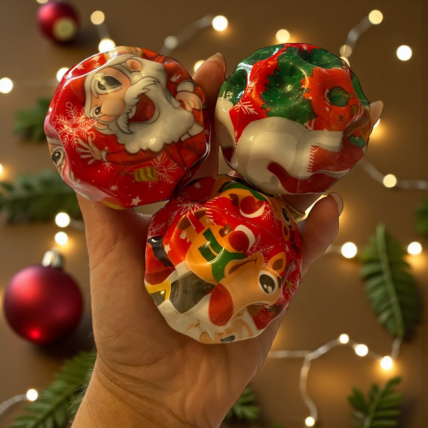 Christmas Squishy Stress Balls – Santa & Snowman Designs (Rubber Material) – 1pc