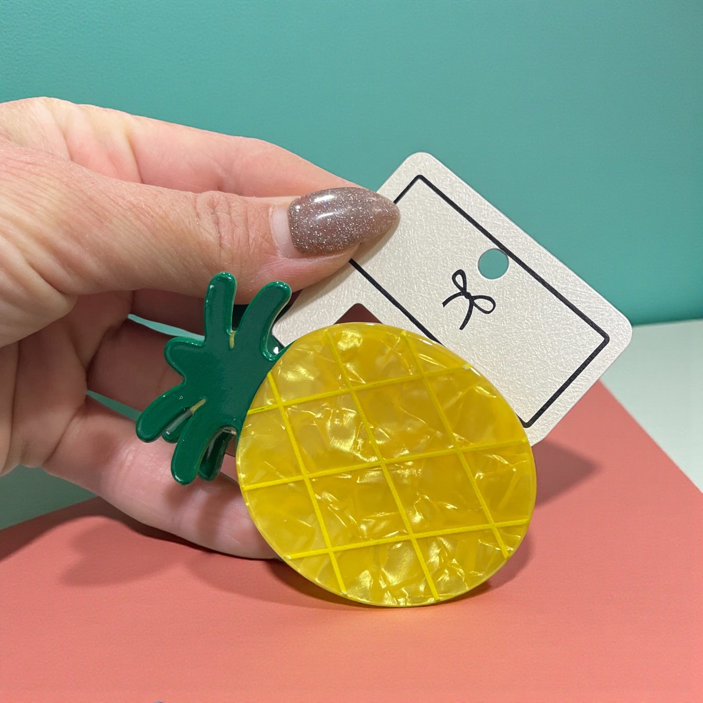 Fruit-Inspired Acrylic Hair Claw Clips - Vibrant Lemon, Strawberry, Watermelon & Pineapple Designs for Women - Sweet & Stylish Hair Accessories for Everyday Use