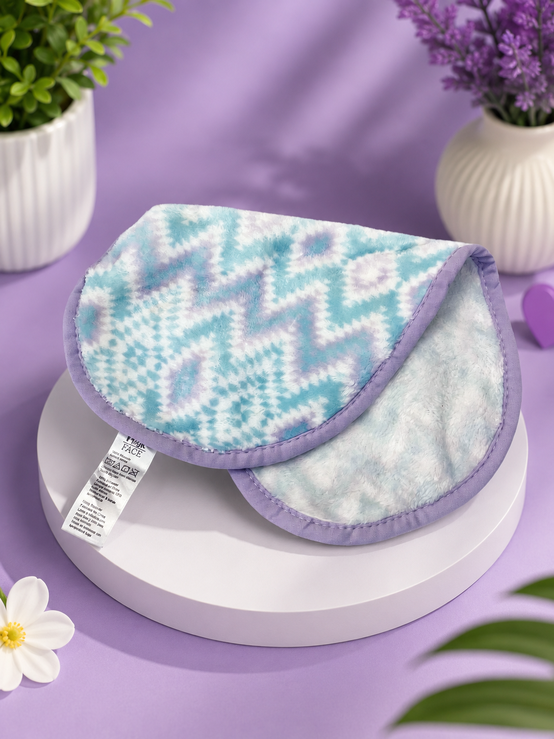 1Pc Random Color Soft Plush Makeup Removing Towel – Double-Sided Facial Cleansing Cloth