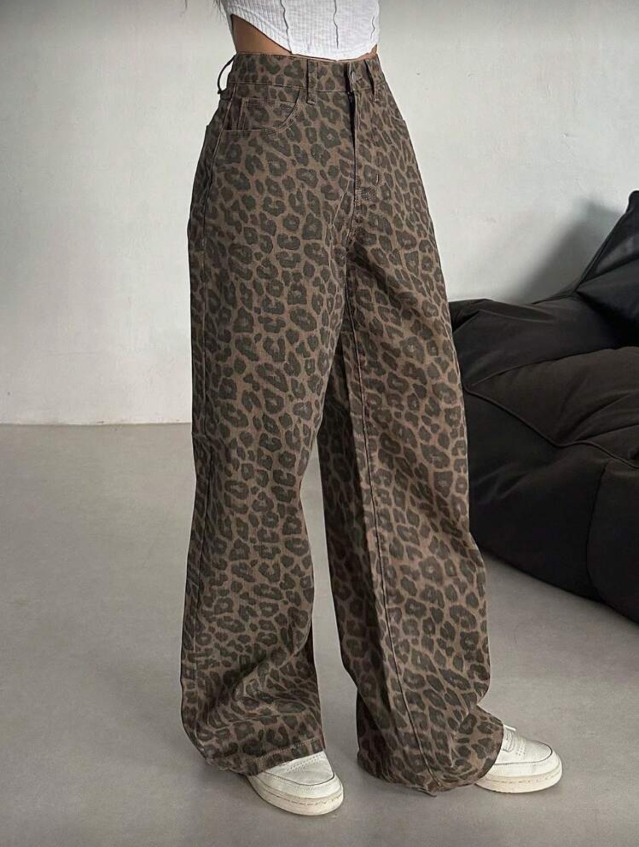 [100.0% Cotton] DAZY Women's Leopard Print Loose Pocket Casual Versatile Denim Jeans Y2k - Large
