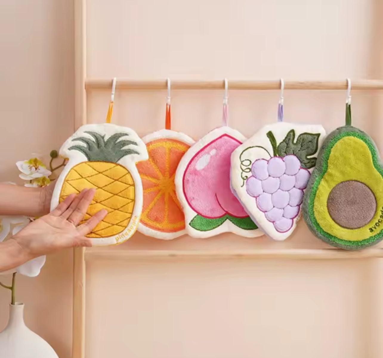 4Pcs Coral Velvet Hanging Fruit Hand Towel Simplicity Household Creative Cartoon Fruit Towel Not Drop Hair Soft Thick Absorbent Towel