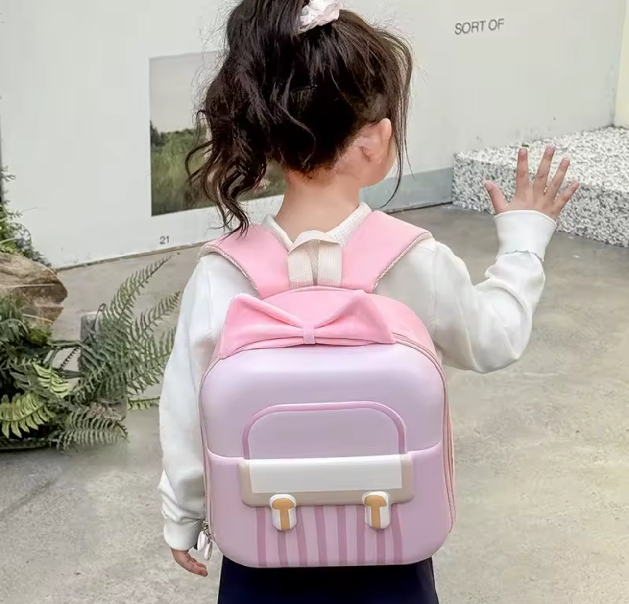 Kindergarten Small Schoolbag Sweet Bow Lightweight Boys And Girls Eggshell Shoulder Bag New Children Fashion Backpacks