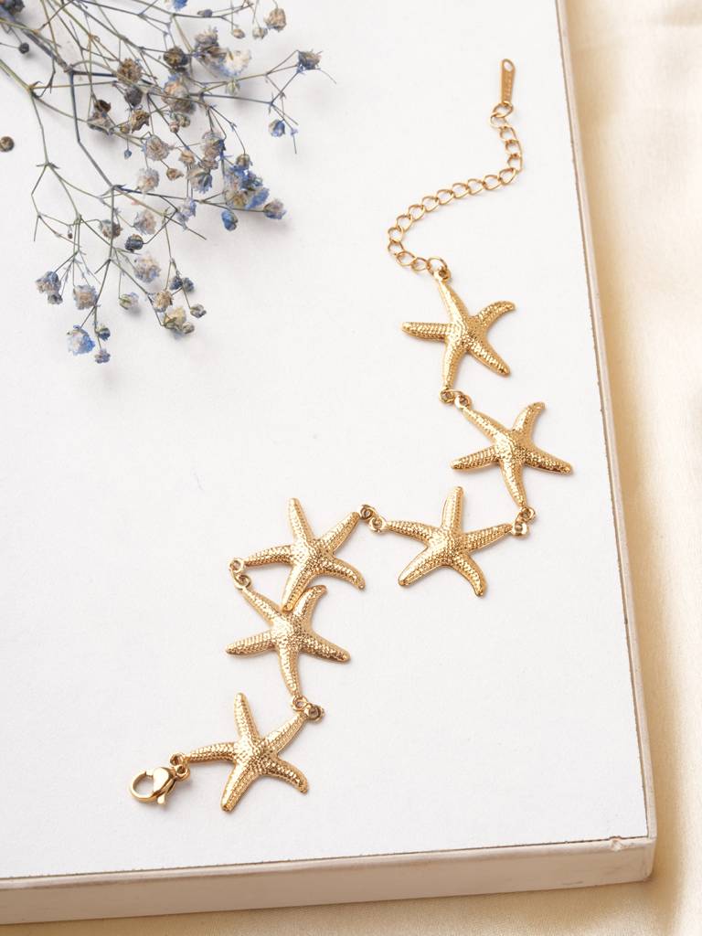 Golden Starfish Charm Bracelet – Coastal Chic Stainless Steel