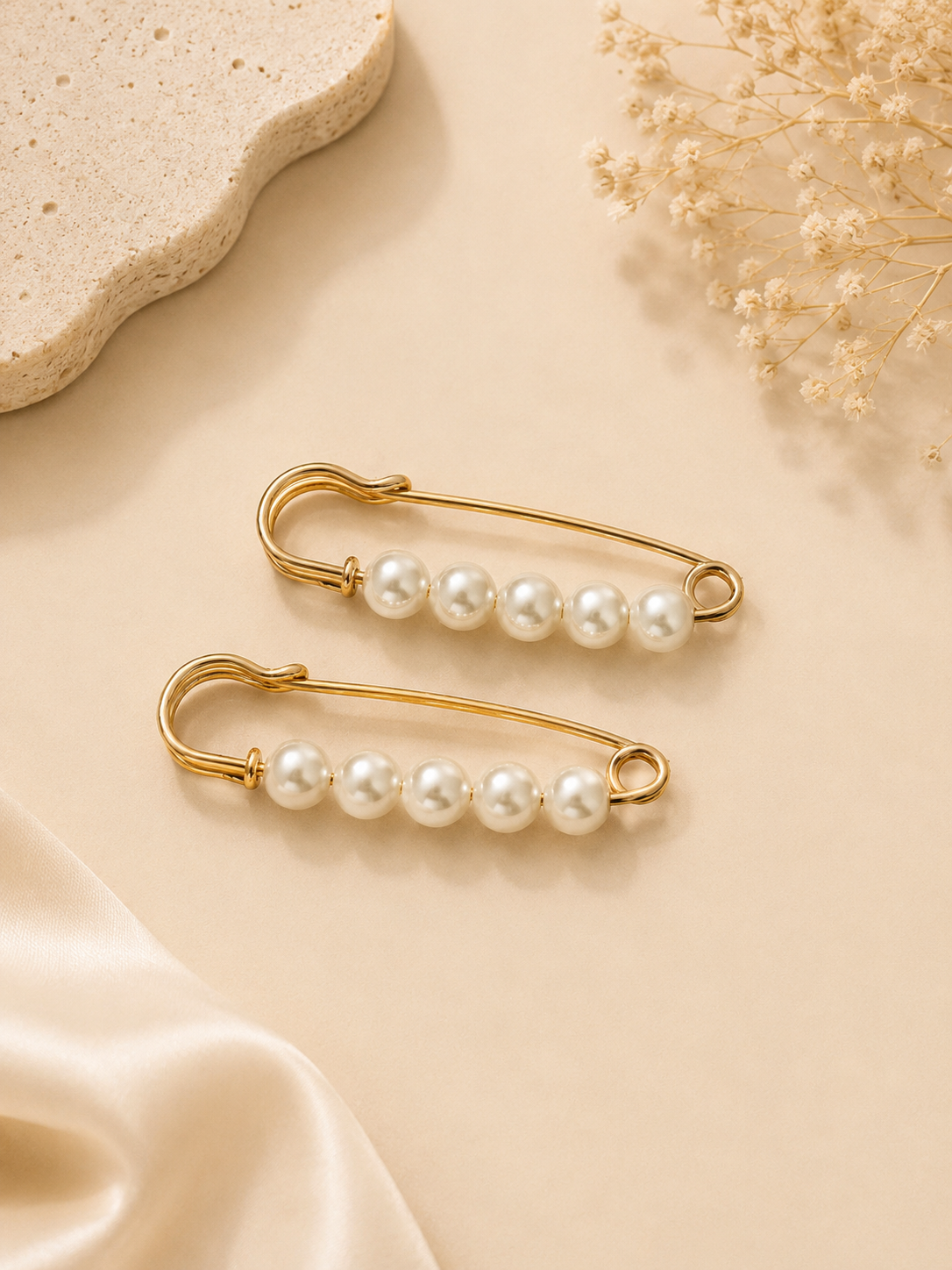 2Pcs Pearl Safety Pin Brooch Set – Gold Tone Elegance