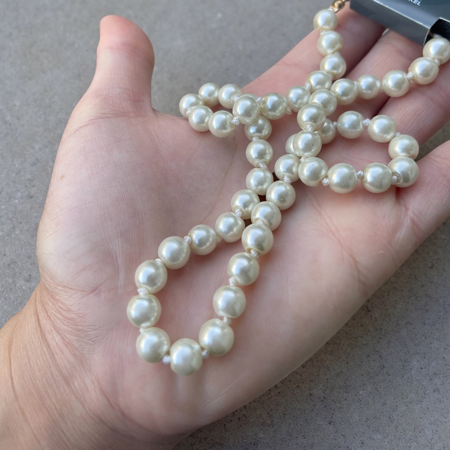 Classic Ivory Pearl Beaded Necklace – Elegant & Timeless