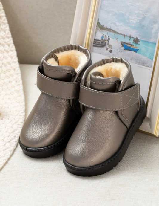 SHEIN Boys Metallic Hook-and-loop Fastener Strap Plush Inside Boots - 29