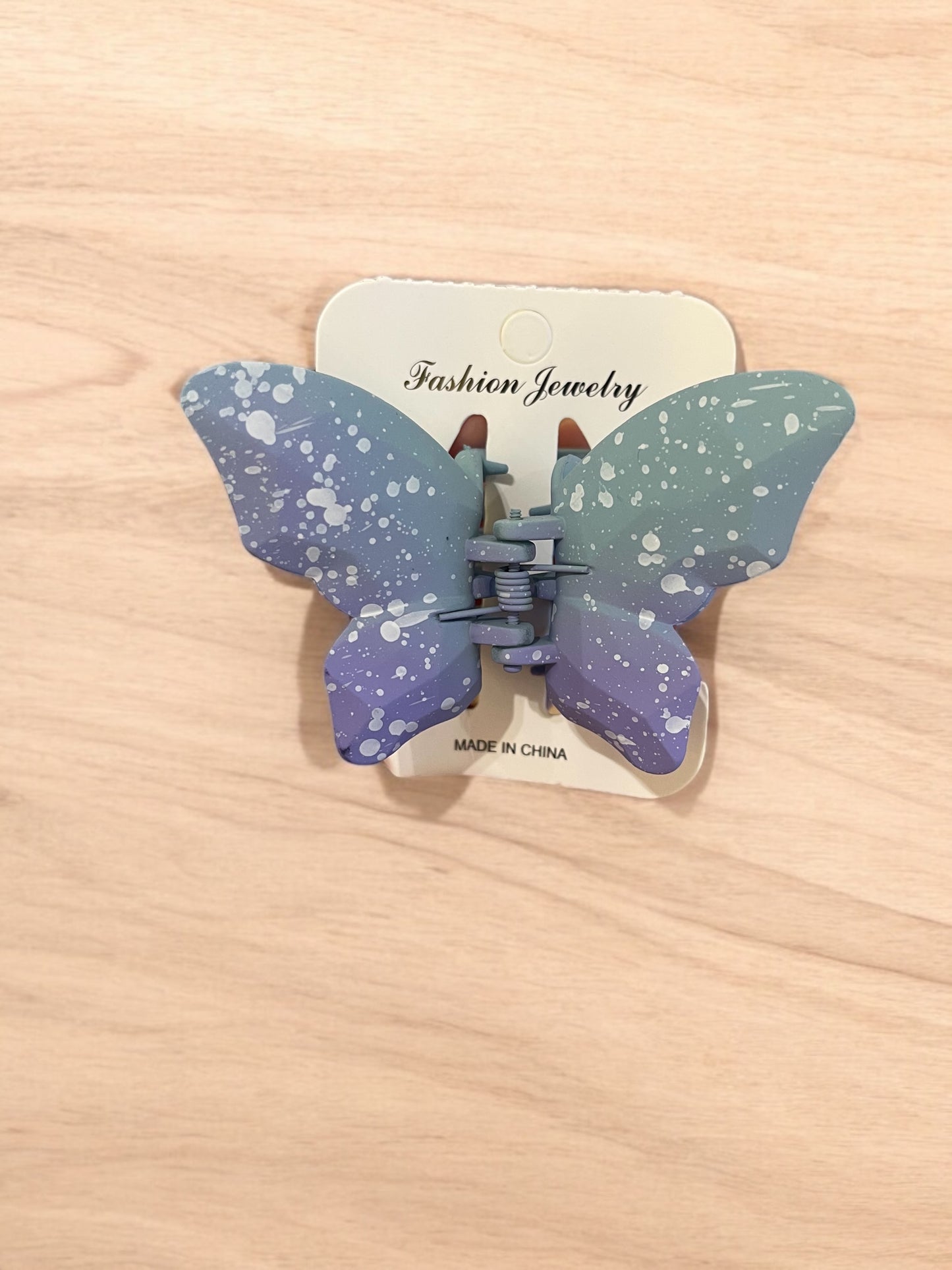 Fashion Colored  Butterfly Hair Clips Women's Hair Claws Elegant Shark Clips Headwear Hair Accessories
